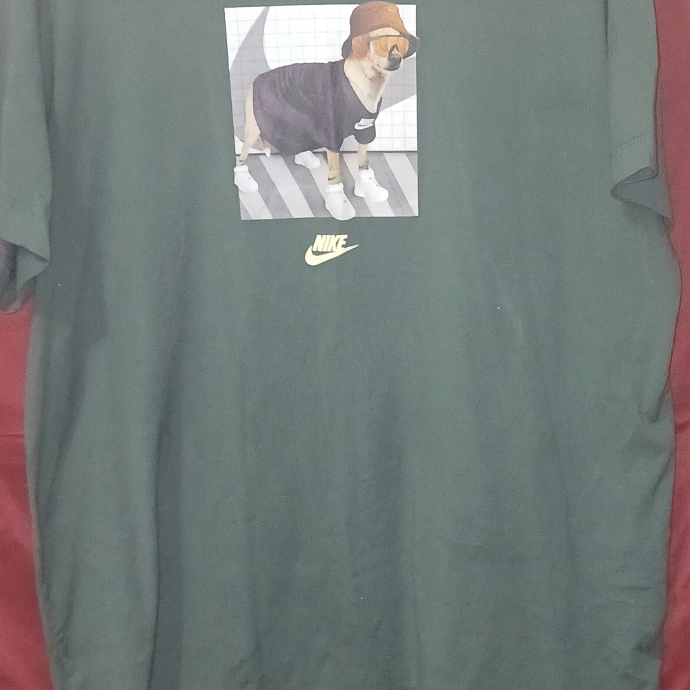 Nike Dark Green Graphic Tee for Men